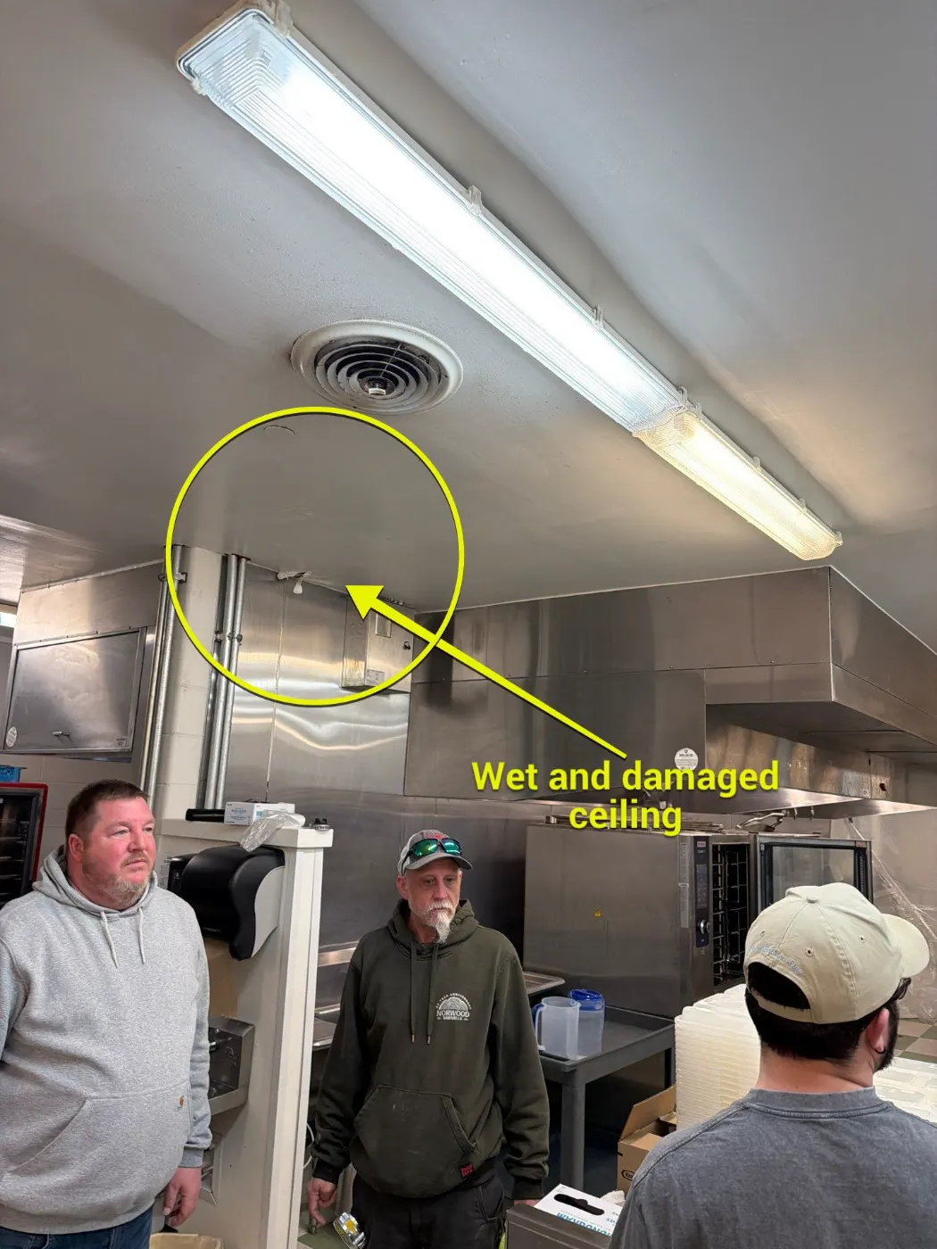 Large-scale water extraction in Lake Forest business space